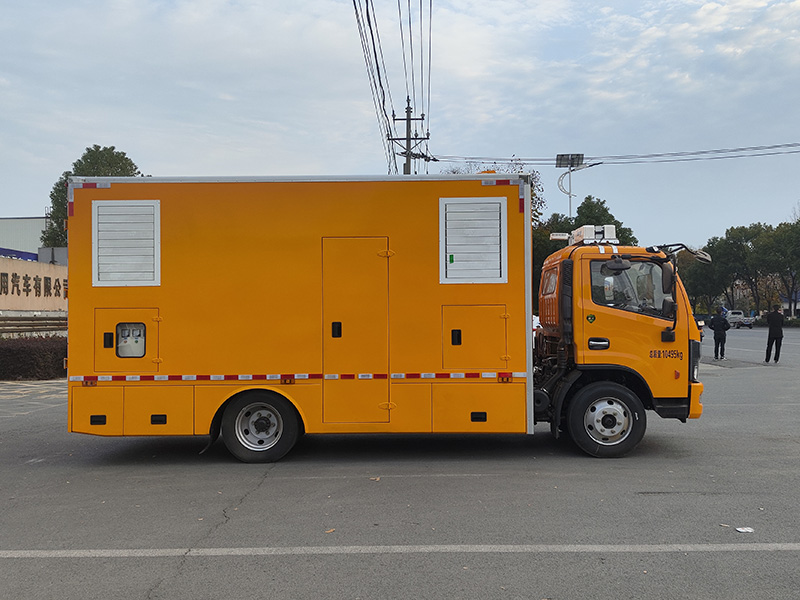 东风大多利卡电源车