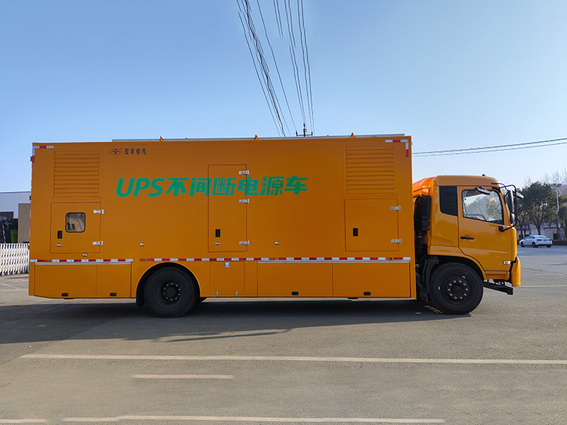 东风天锦电源车
