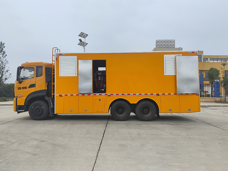 东风天龙电源车