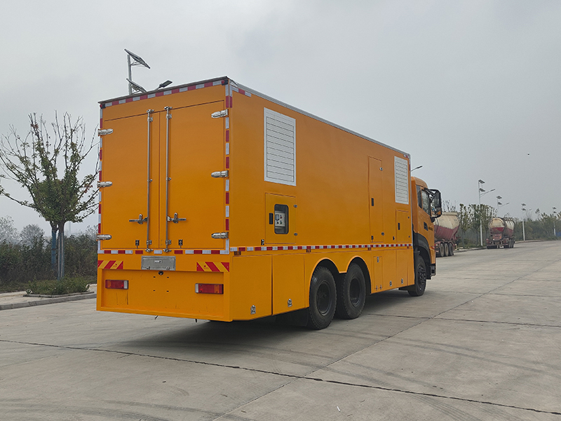 东风天龙电源车