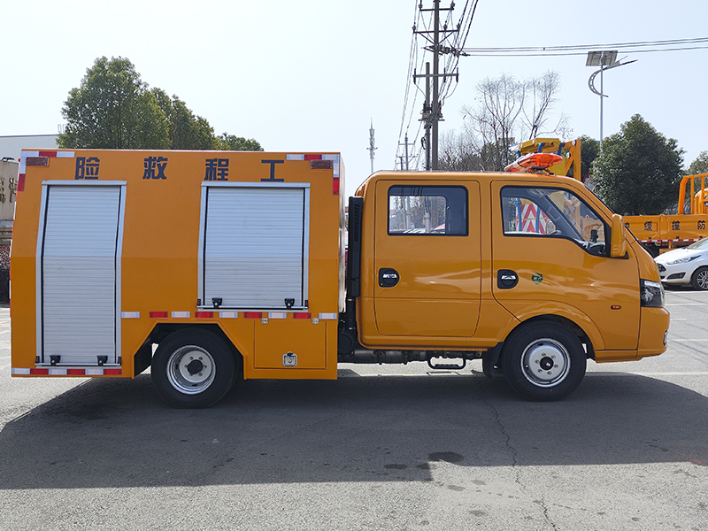 东风途逸救险车