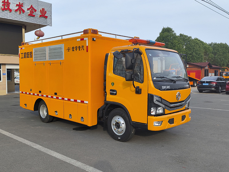小多利卡救险车