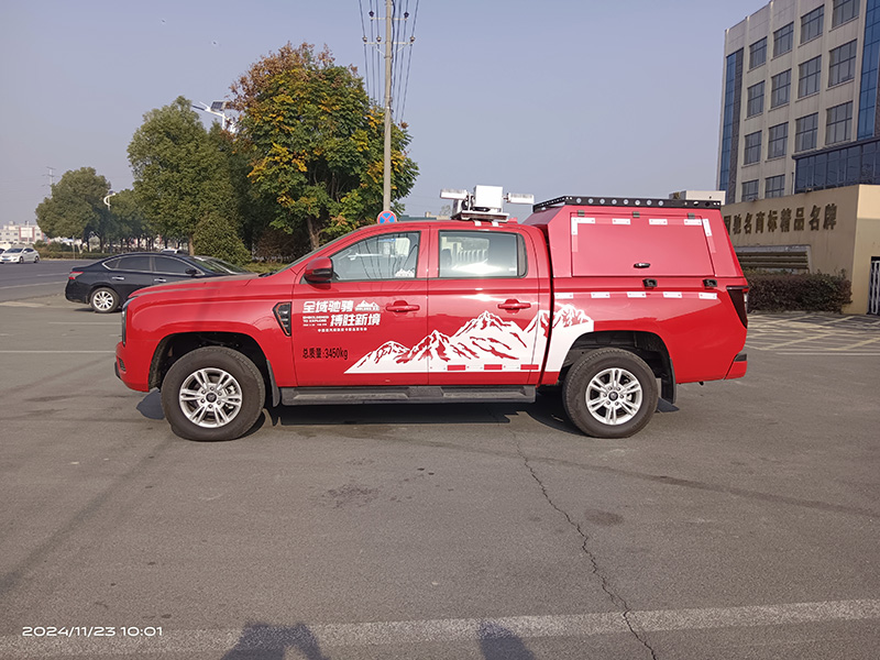 重汽皮卡指挥车
