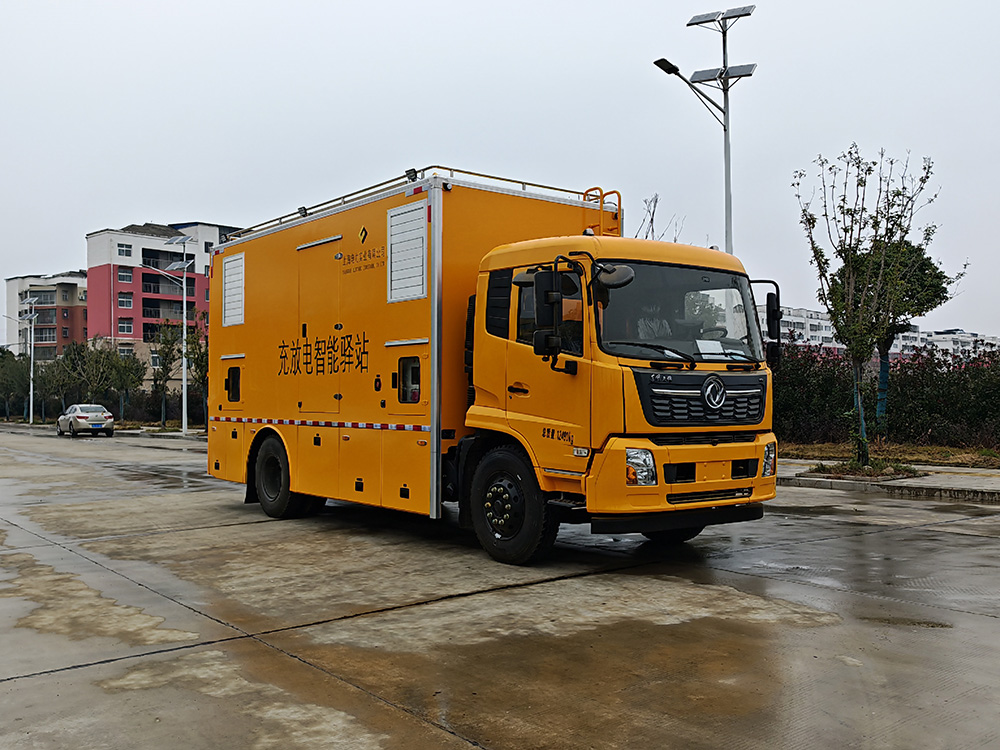 300-500度电多功能移动储能车